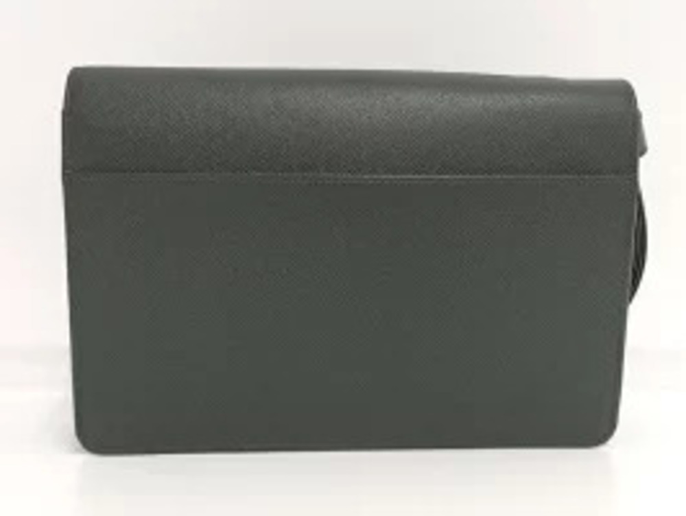 Louis Vuitton Taiga Leather Selenga Bag Clutch Black
